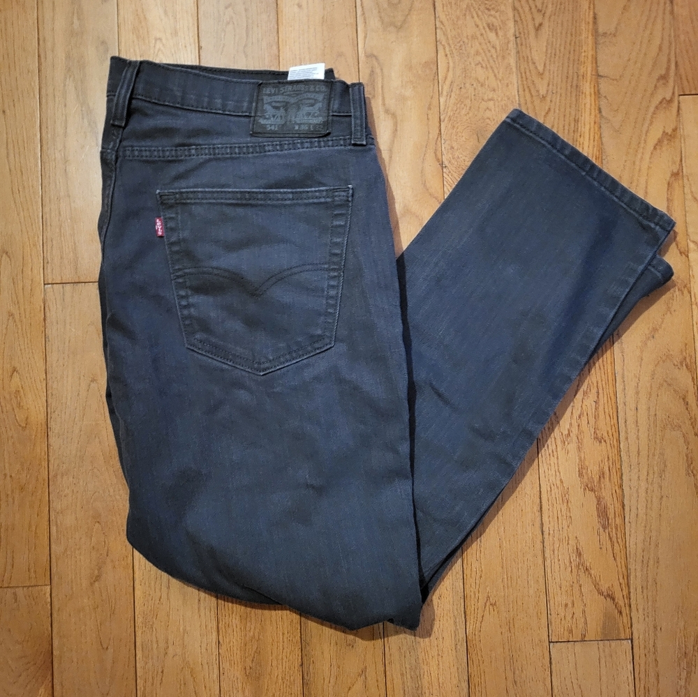 Grey Levi's 541s